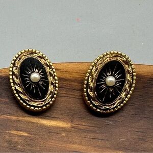 Vintage Sphinx Victorian Revival Black Gold Faux Pearl Clip On Earrings